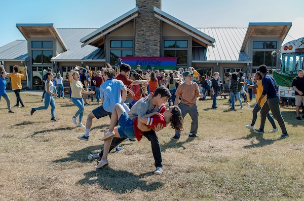 Netflixミュージカル映画 サマーキャンプ のキャスト サウンドトラック最新情報